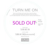 a.yu,mi. / TURN ME ON  7" 