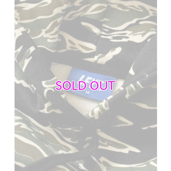 画像3: LFYT / WWE 2020 LF LOGO HOODED SWEATSHIRT  (3)