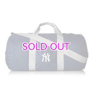 画像: New York Yankees Official Duffle Bag