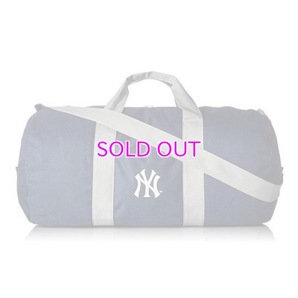 画像1: New York Yankees Official Duffle Bag (1)