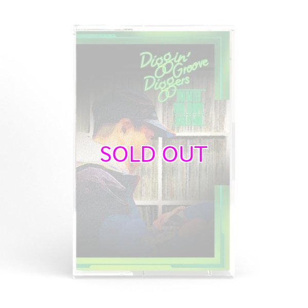 画像1: V.A『DIGGIN' “GROOVE-DIGGERS”: Unlimited Rare Groove Mixed By MURO 』CASSETTE TAPE (1)