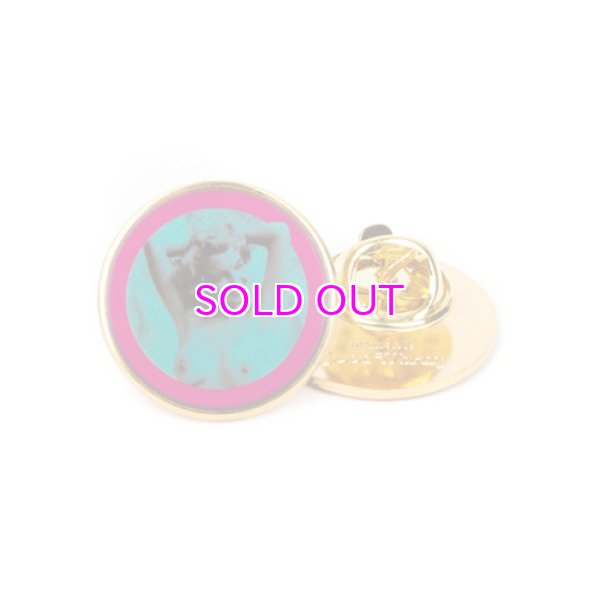 画像1: GOOD WORTH & CO BABE ENAMEL PIN (1)