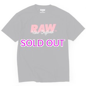 画像: RAW NEW ENGLAND SCRIPT TEE