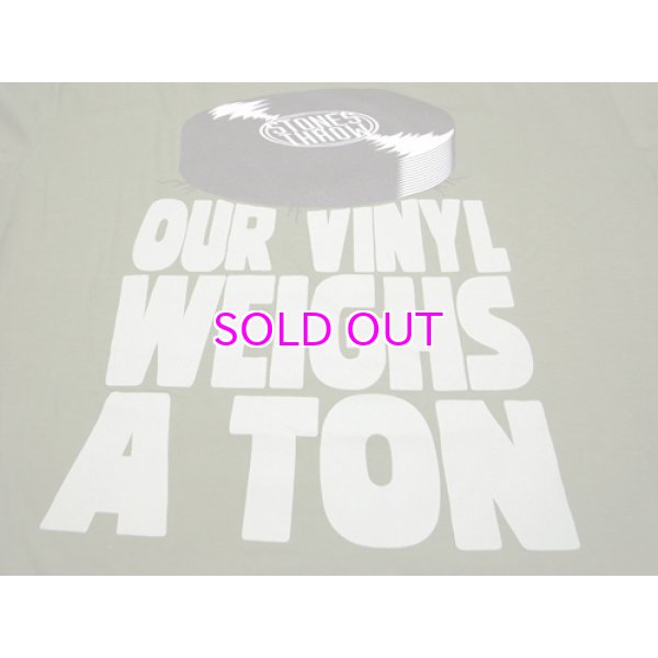 画像2: STONES THROW OUR VINYL WEIGHT A  TON TEE (2)